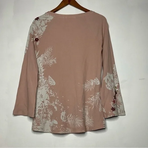 Soft Surroundings Pink Floral Embroidered Thermal Bell
Cuff Top Small - Picture 2 of 9